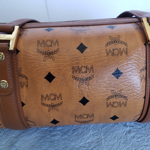 MCM Papilon - Picture 15 of 16